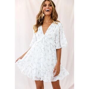 Selfie Leslie Flissy Angel Sleeve Cut-Out Babydoll Dress White Size Small